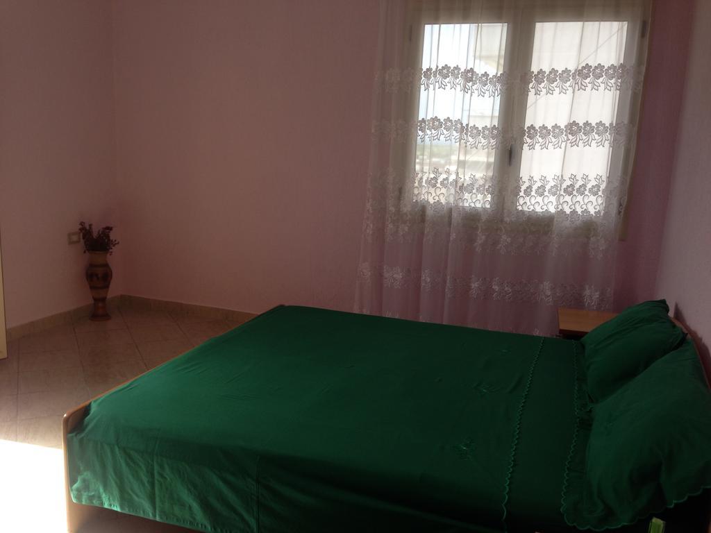 Appartamenti George Orikum Esterno foto