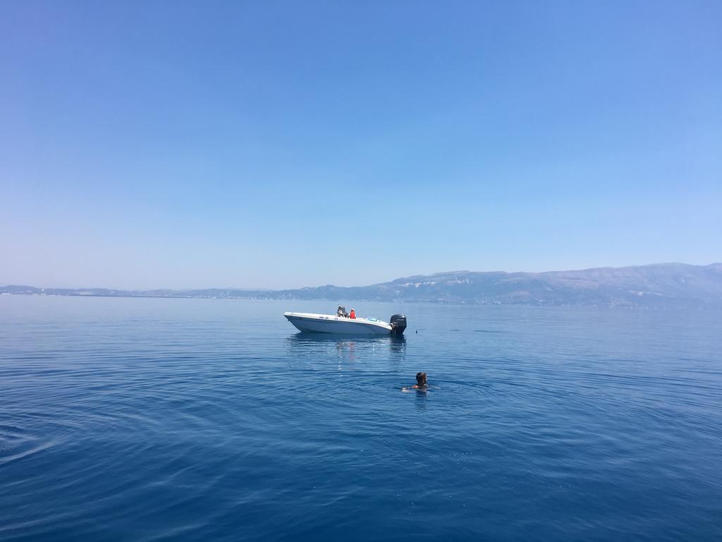 Appartamenti George Orikum Esterno foto