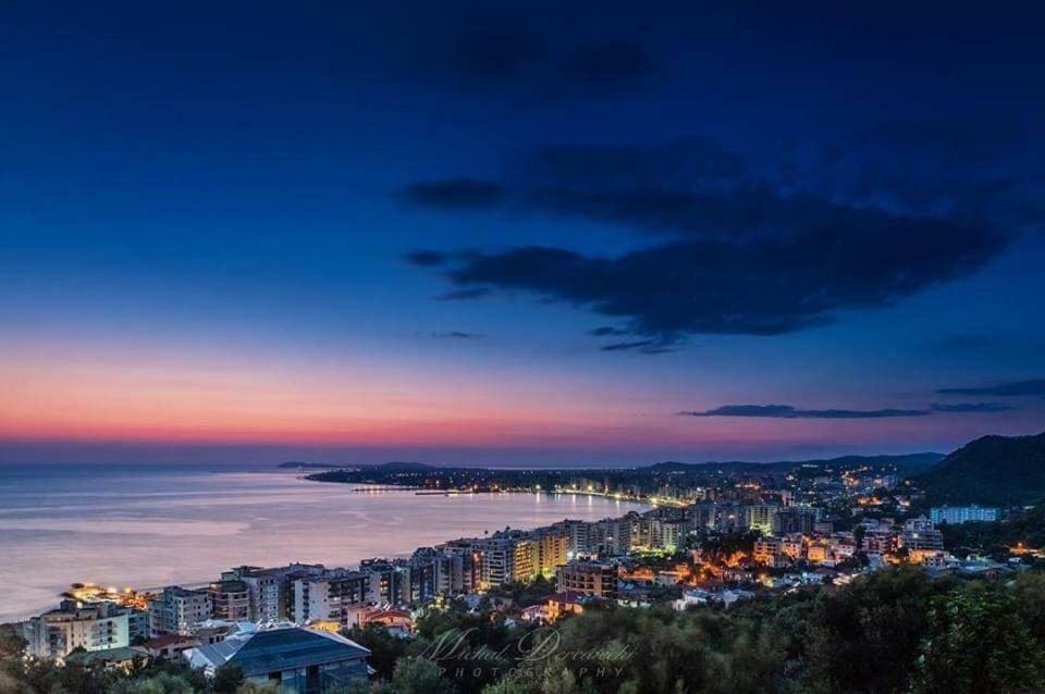 Appartamenti George Orikum Esterno foto