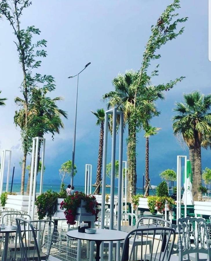 Appartamenti George Orikum Esterno foto