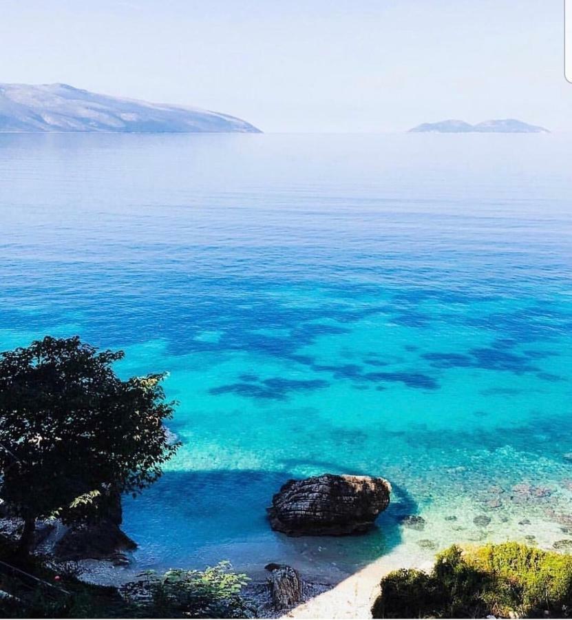 Appartamenti George Orikum Esterno foto